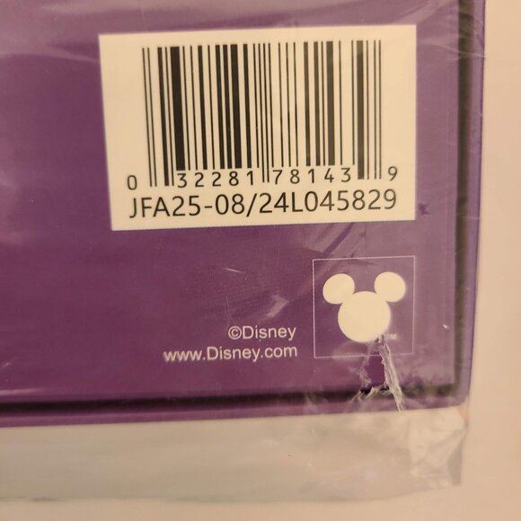 Disney Lilo & Stitch Gift Box Throw Set - Picture 11 of 11